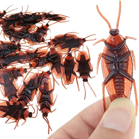 GIIOASA Pretty Realistic Fake Roaches 30PCS, Fake Cockroaches Great Way to Play a Prank, Faux Cockroaches Lifelike Creepy Perfect for Halloween & prank