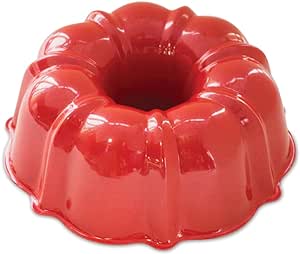 Nordic Ware 6-Cup Bundt Pan, Multicolor