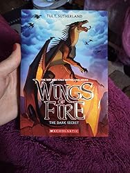 The Dark Secret (Wings of Fire #4) (4): Sutherland, Tui T ...