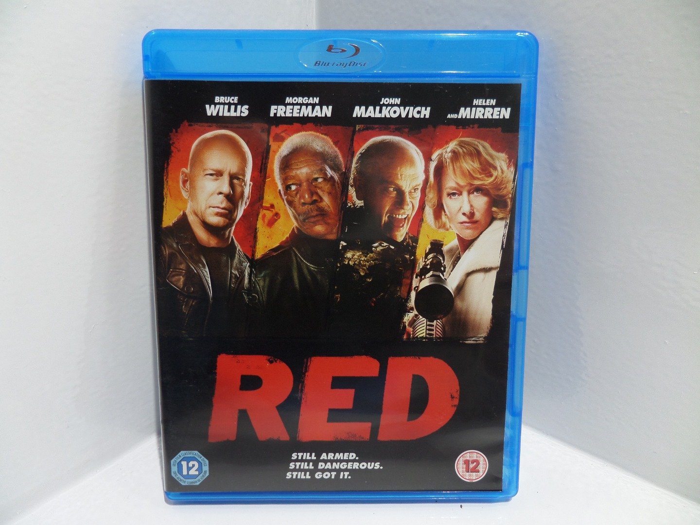 Amazon.com: RED [Blu-ray] : Bruce Willis, Morgan Freeman, John ...