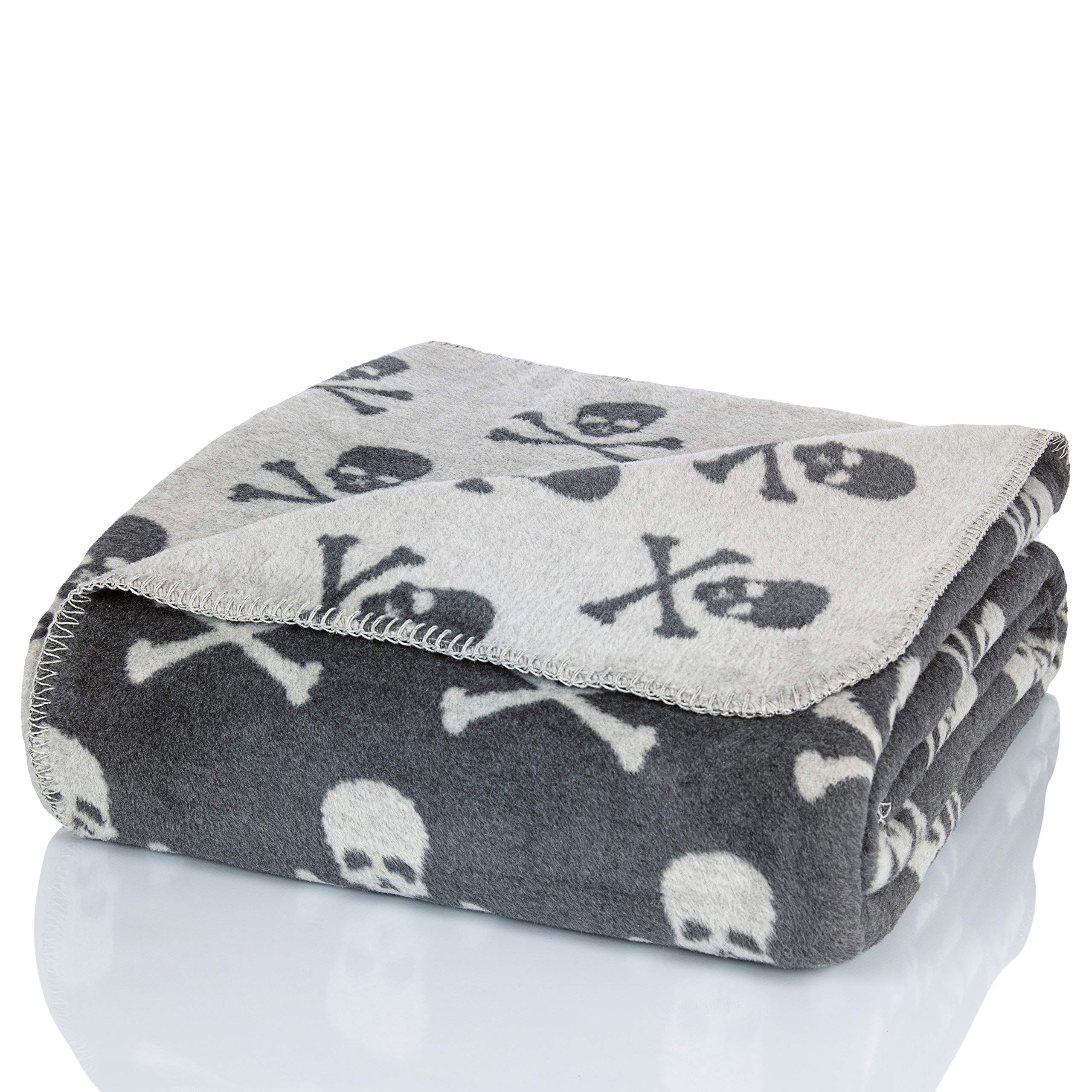 Glart blanket grey skulls XL, sofa blanket 150 x 200 cm, soft and warm woolly blanket, extra fluffy, for use as a sofa blanket, couch blanket, cosy blanket, cosy throw, plush sofa throw