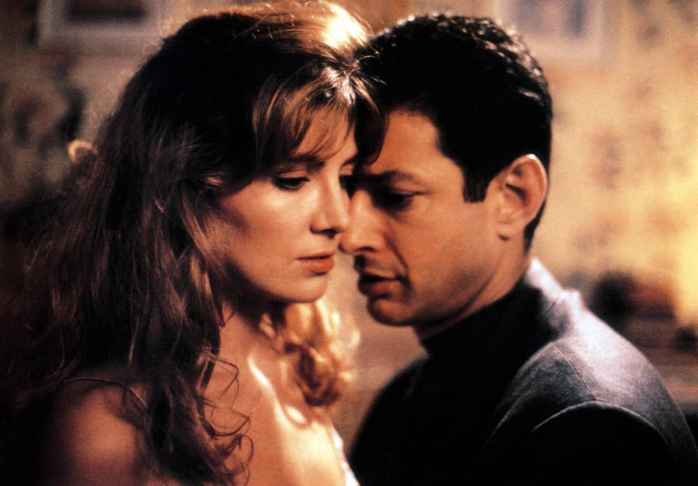 Jeff Goldblum and Natasha Richardson in The Favour, the Watch and the Very Big Fish (1991)