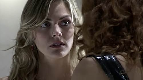 Amaia Salamanca in Sin tetas no hay paraíso (2008)