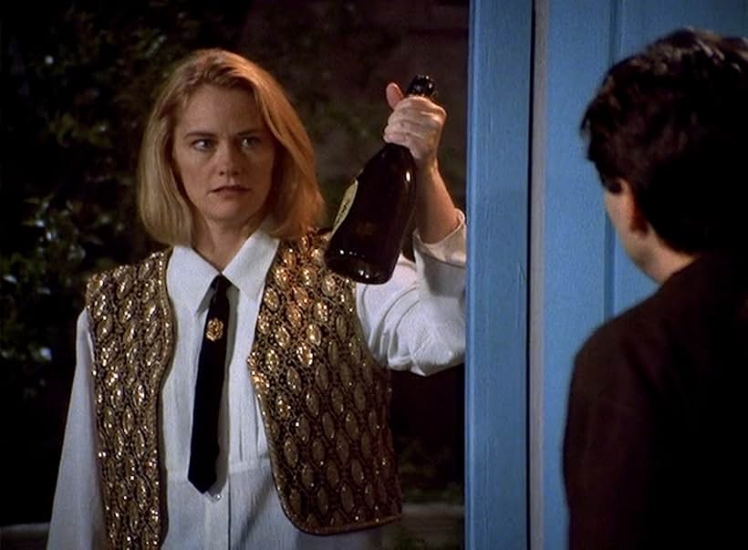 Cybill Shepherd and Alan Rosenberg in Cybill (1995)