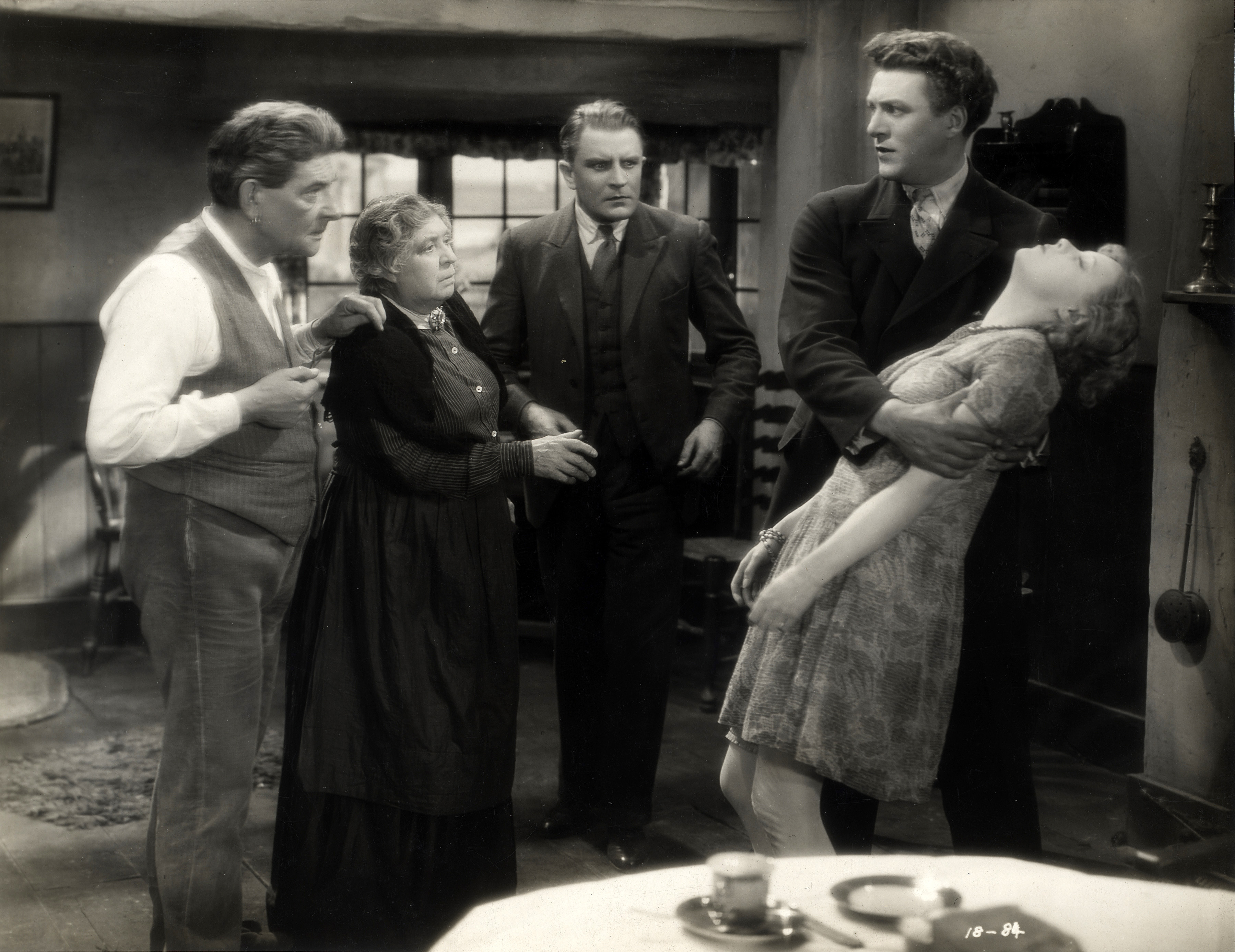 Randle Ayrton, Carl Brisson, Clare Greet, Malcolm Keen, and Anny Ondra in The Manxman (1929)