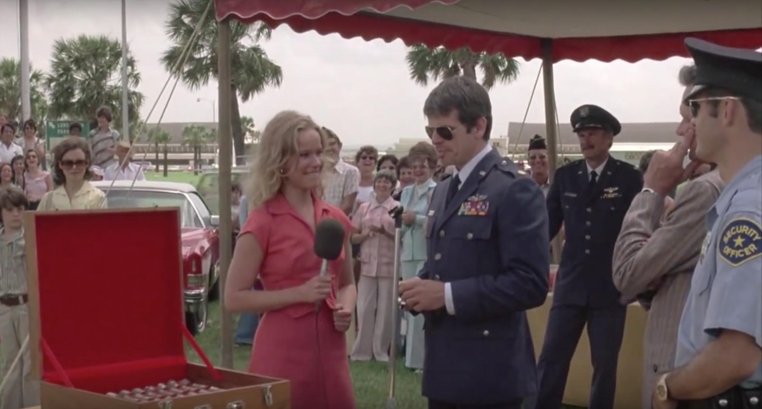 Dabney Coleman, William Devane, Lisa Blake Richards, Jordan Gerler, and Linda Haynes in Rolling Thunder (1977)