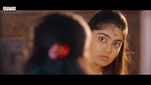 Hari and Harathi are in love, but Harathi's father won't agree to their relationship because of their caste differences.