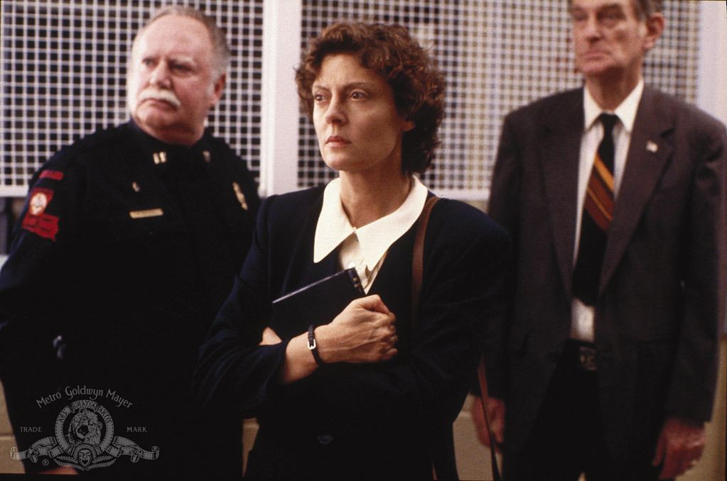 Susan Sarandon, Nesbitt Blaisdell, and Barton Heyman in Dead Man Walking (1995)