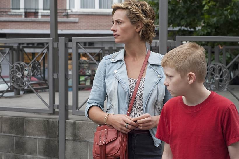 Cécile de France and Thomas Doret in The Kid with a Bike (2011)