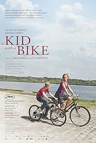 Cécile de France and Thomas Doret in The Kid with a Bike (2011)