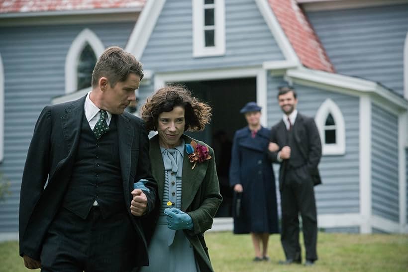 Ethan Hawke, Marthe Bernard, Billy MacLellan, and Sally Hawkins in Maudie (2016)