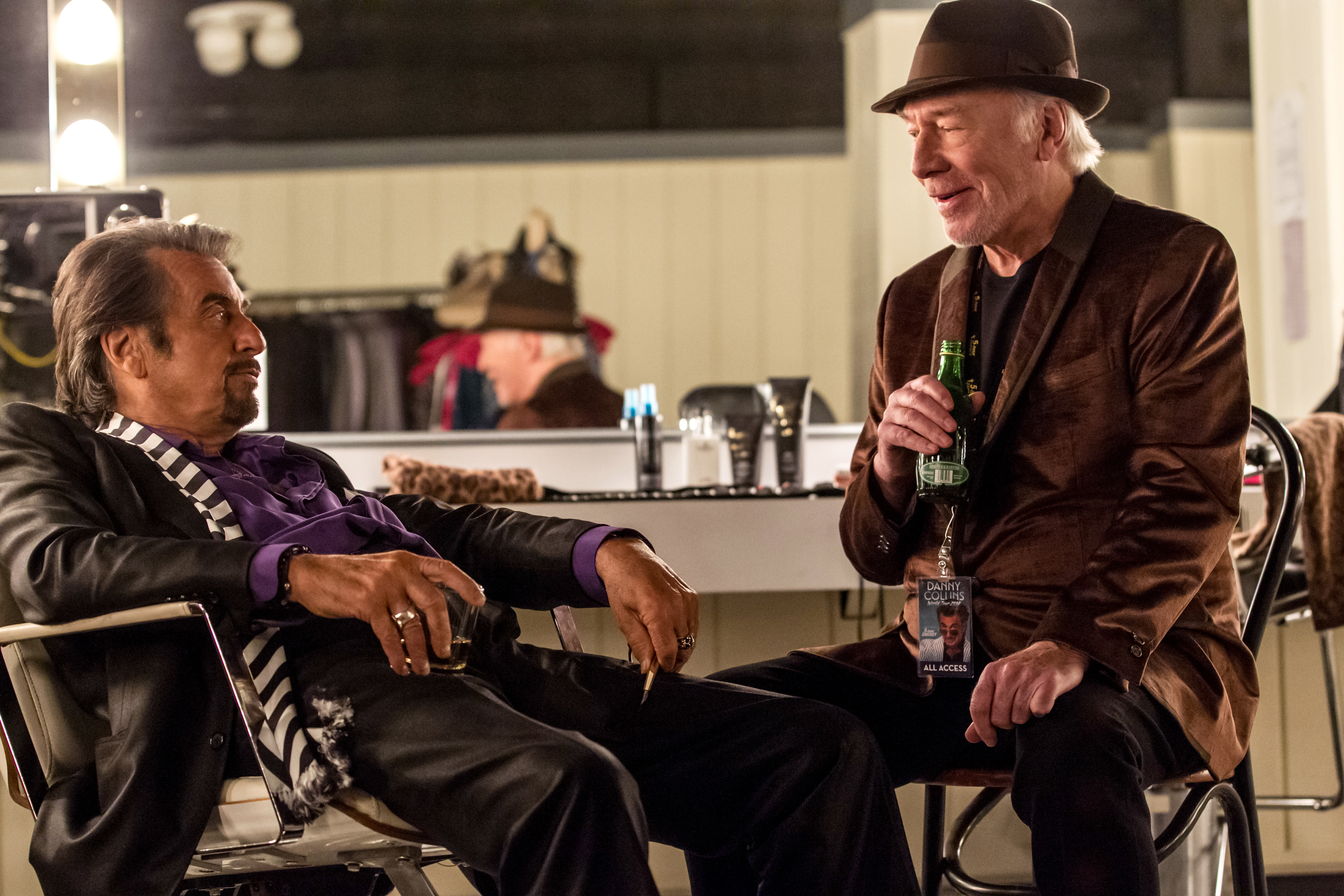 Al Pacino and Christopher Plummer in Danny Collins (2015)