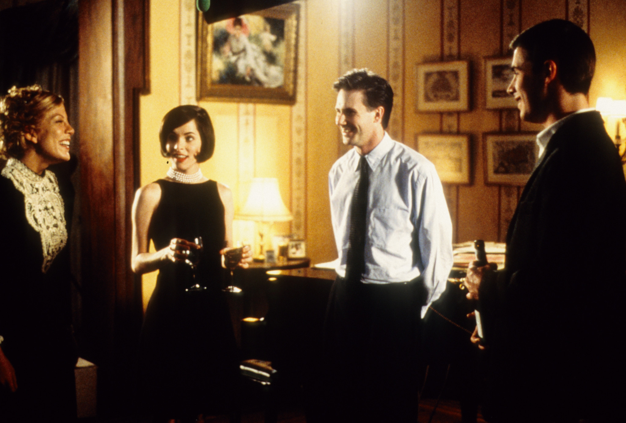 Parker Posey, Tori Spelling, Freddie Prinze Jr., and Josh Hamilton in The House of Yes (1997)