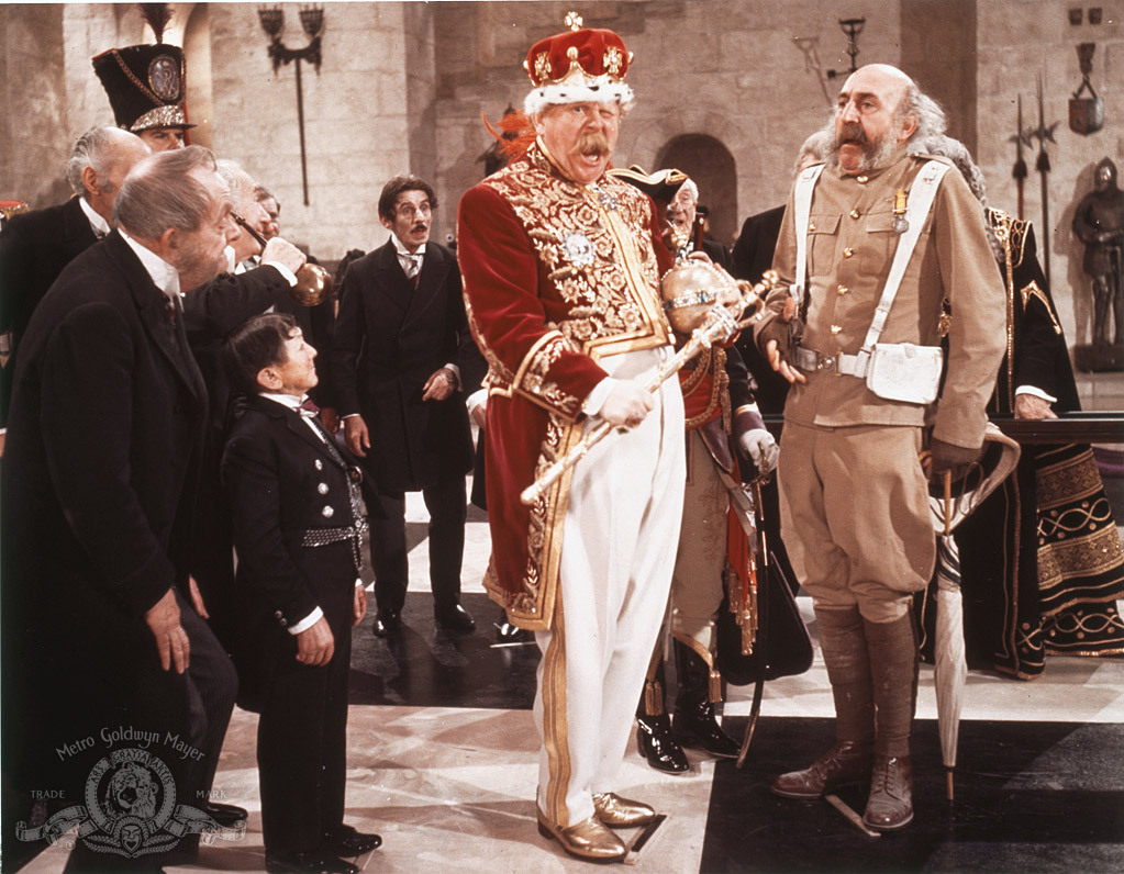 Gert Fröbe and Lionel Jeffries in Chitty Chitty Bang Bang (1968)