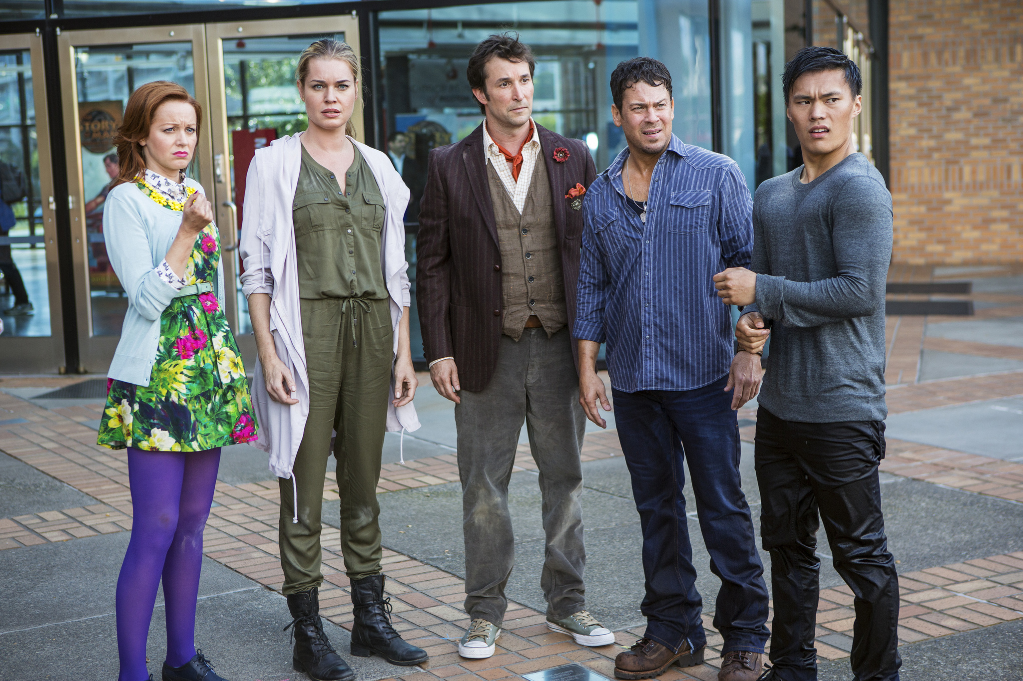 Noah Wyle, Rebecca Romijn, Lindy Booth, Christian Kane, and John Kim in The Librarians (2014)