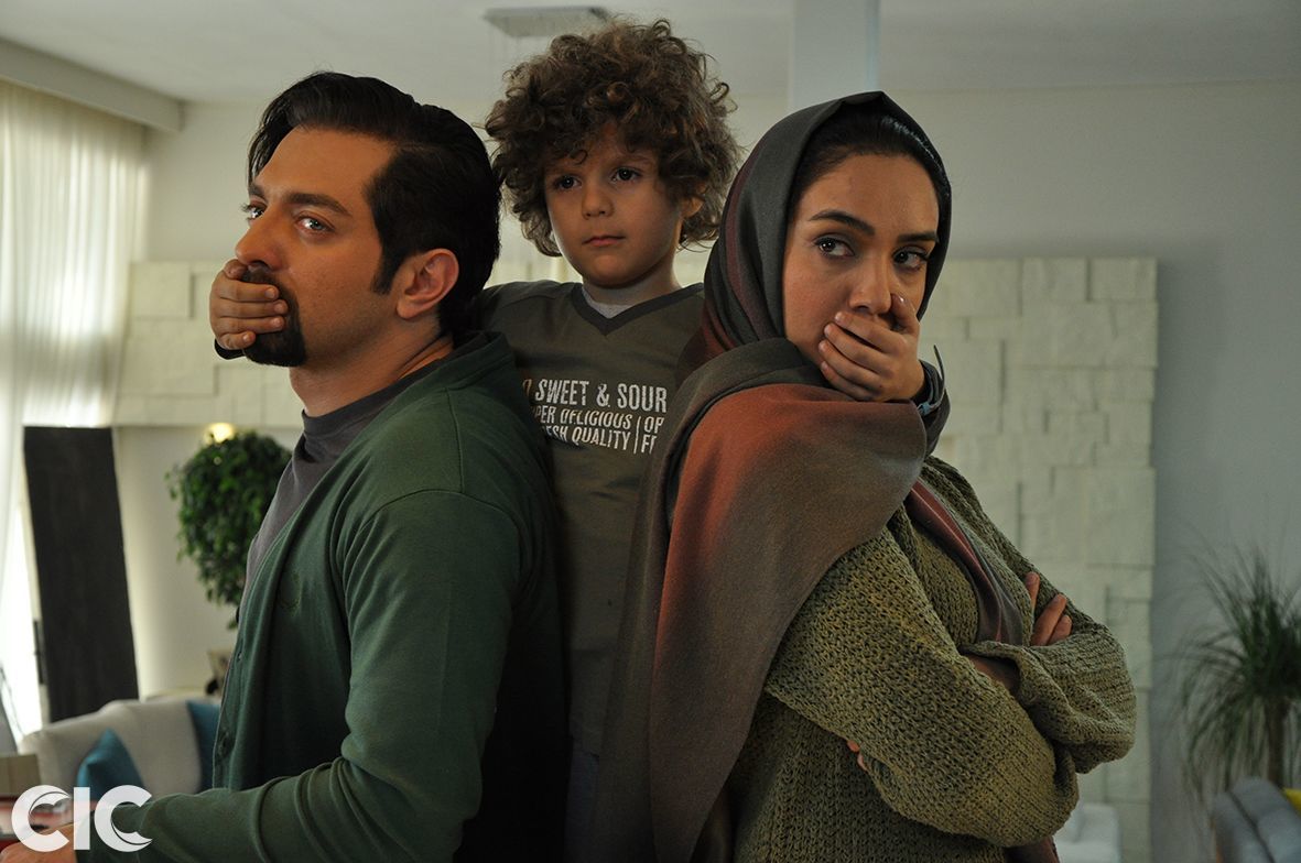 Mitra Hajjar and Bahram Radan in Cease Fire 2 (2014)