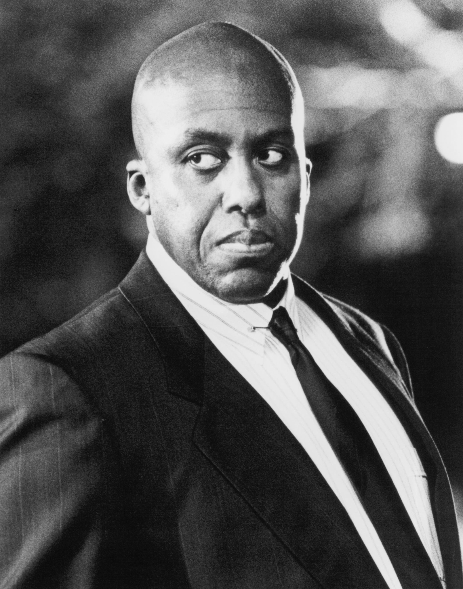 Bill Duke in Bird on a Wire (1990)