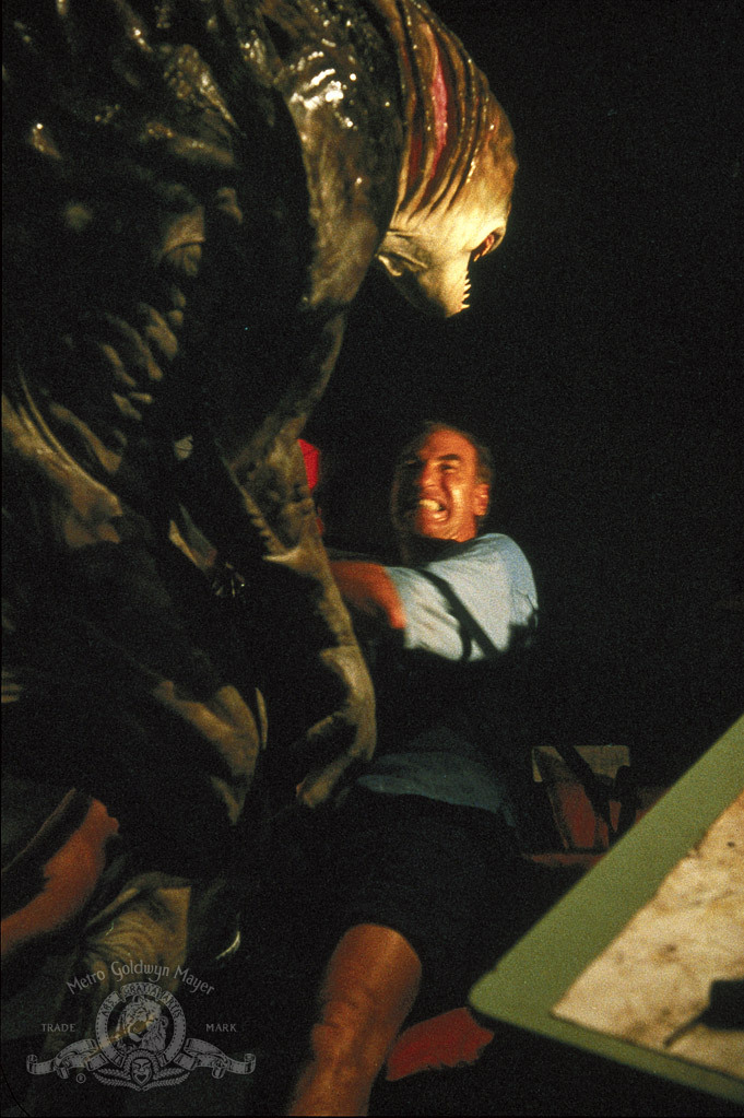 Craig T. Nelson and Brian Steele in Creature (1998)