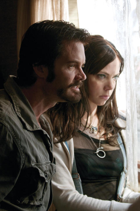 Garret Dillahunt and Riki Lindhome in The Last House on the Left (2009)