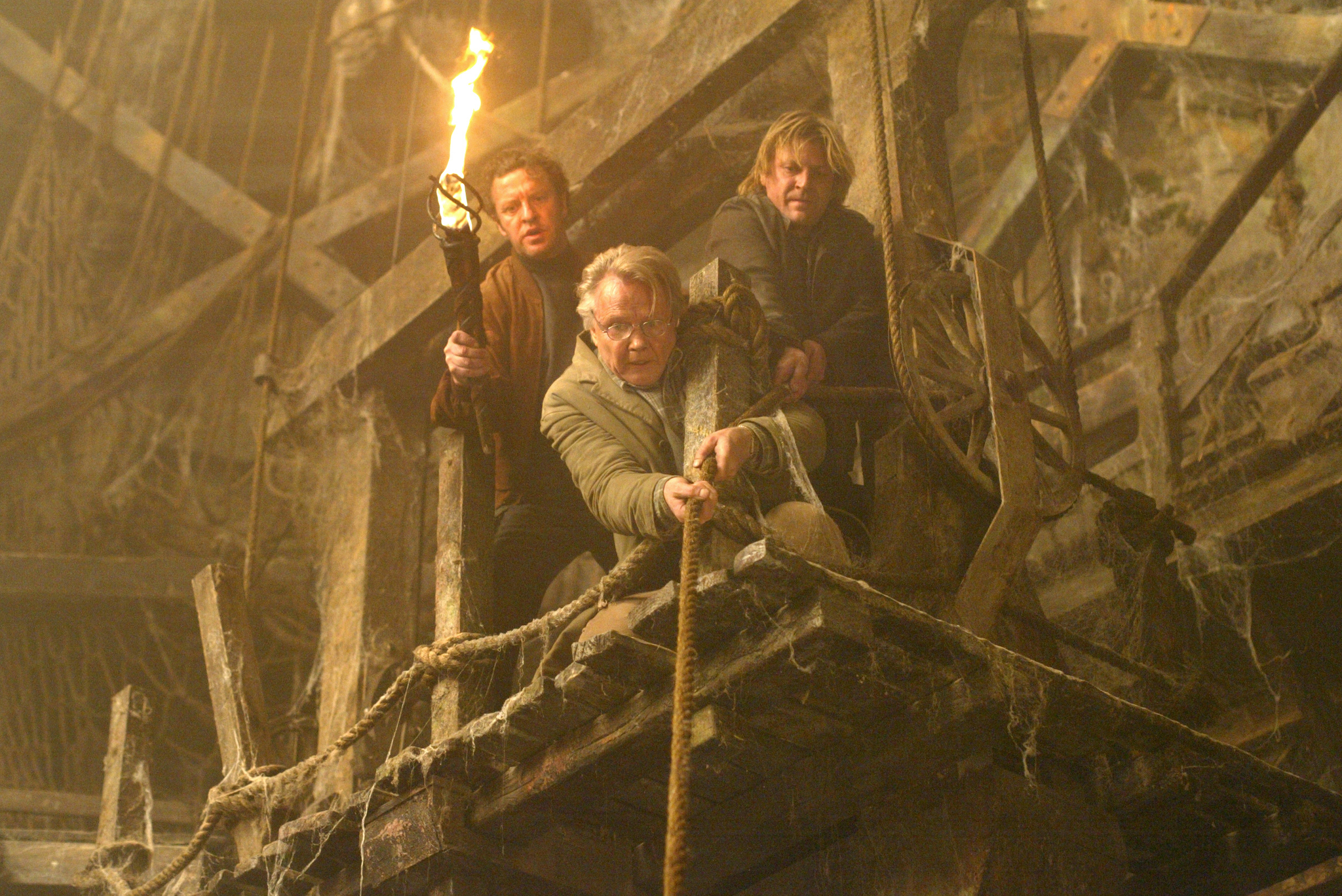 Sean Bean, Jon Voight, and Stewart Finlay-McLennan in National Treasure (2004)