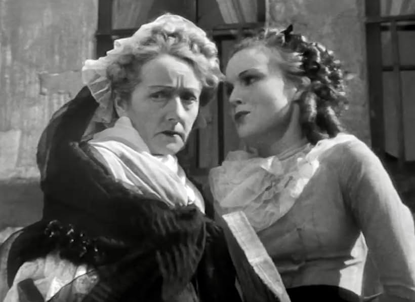 Joan Gardner and Mabel Terry-Lewis in The Scarlet Pimpernel (1934)