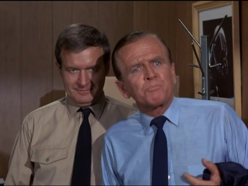 Bill Daily and Hayden Rorke in I Dream of Jeannie (1965)