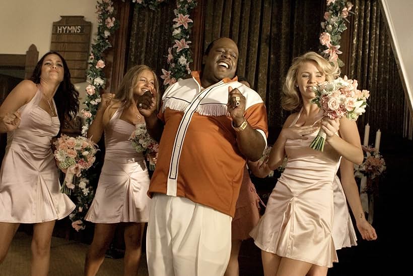 Cedric The Entertainer, Paula Garcés, Kelli Garner, Monica Keena, Christina Milian, and Vanessa Ferlito in Man of the House (2005)