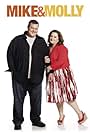 Melissa McCarthy and Billy Gardell in Mike & Molly (2010)