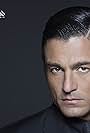 Fernando Colunga