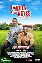 Raymond Pozo and Miguel Céspedes in La vida de los Reyes (2021)