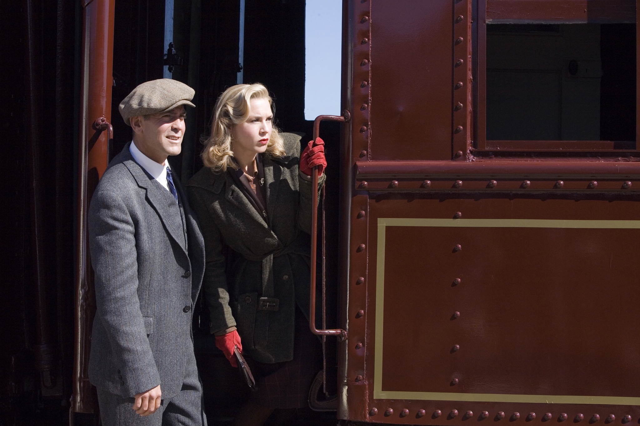 George Clooney and Renée Zellweger in Leatherheads (2008)