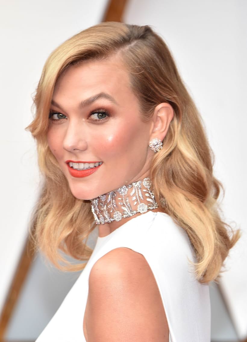 Karlie Kloss at an event for The Oscars (2017)