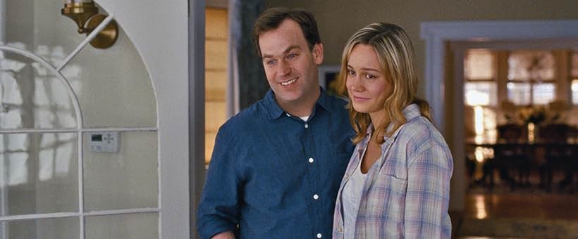 Brie Larson and Mike Birbiglia in Trainwreck (2015)