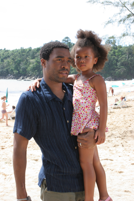 Chiwetel Ejiofor in Tsunami: The Aftermath (2006)