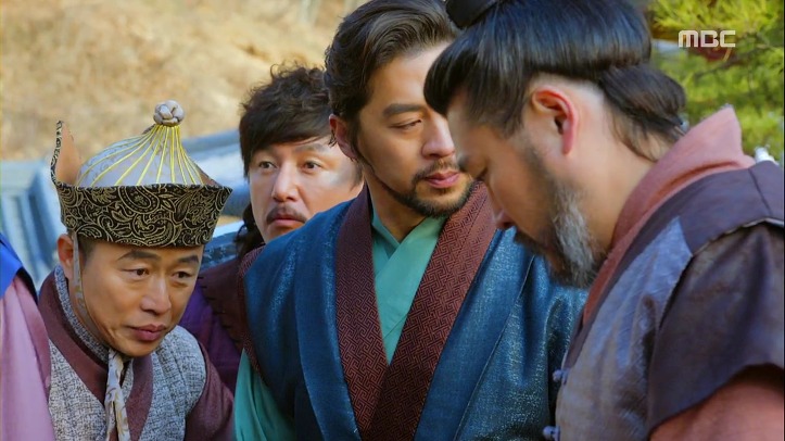 Lee Mun-shik, Kwon Oh-jung, Yun Yong-hyeon, and Choi Moo-seong in The Empress Ki (2013)