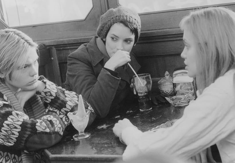 Winona Ryder, Angelina Jolie, and Clea DuVall in Girl, Interrupted (1999)