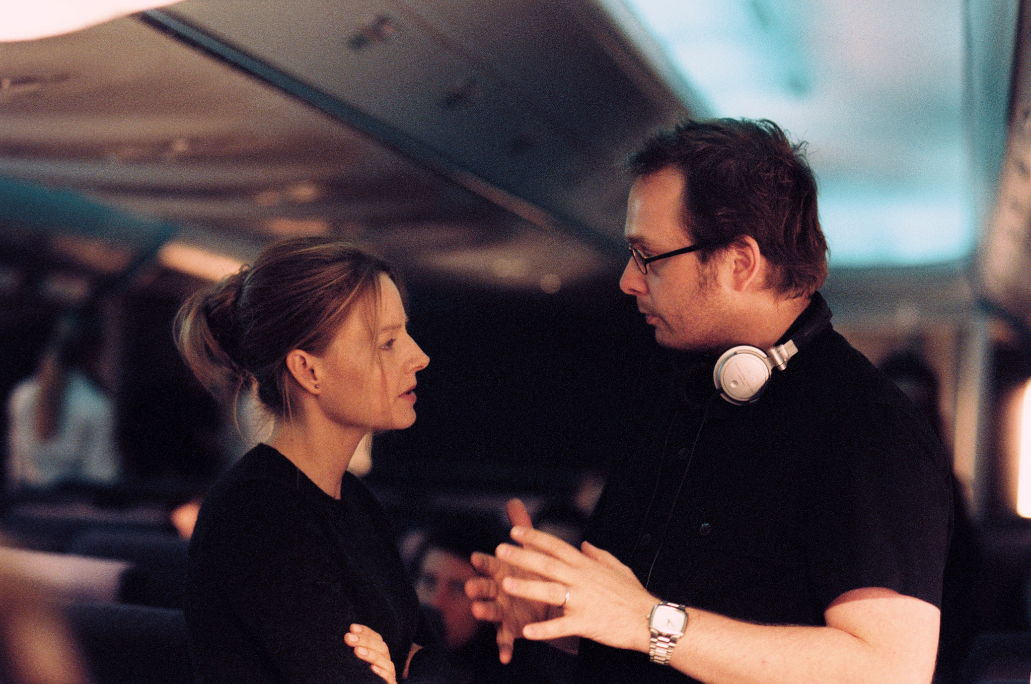 Jodie Foster and Robert Schwentke in Flightplan (2005)