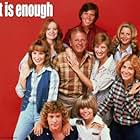 Willie Aames, Betty Buckley, Grant Goodeve, Dianne Kay, Connie Needham, Lani O'Grady, Adam Rich, Susan Richardson, Dick Van Patten, and Laurie Walters in Eight Is Enough (1977)