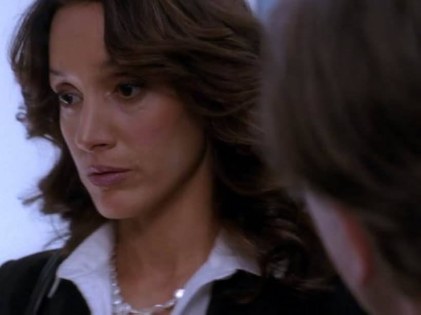 Jennifer Beals in Lie to Me (2009)