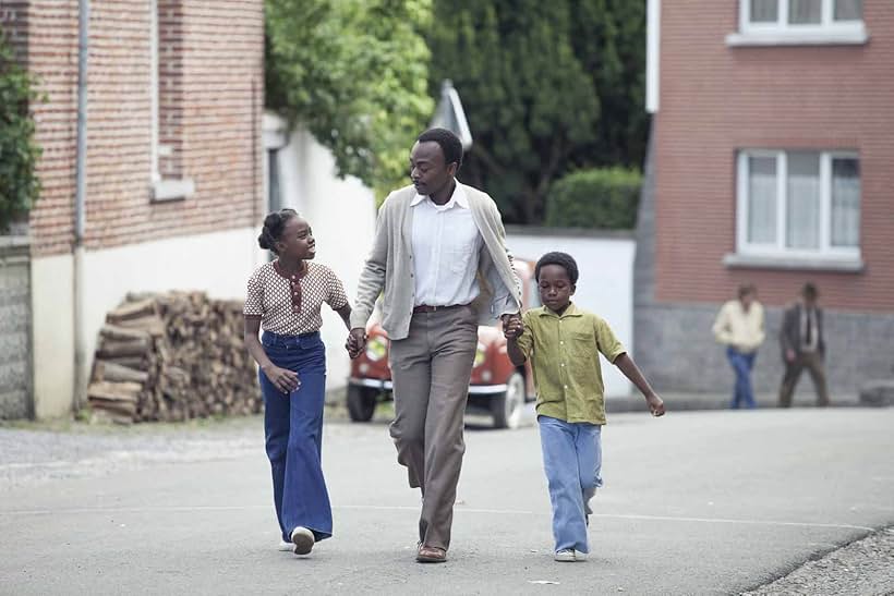 Marc Zinga, Médina Diarra, and Bayron Lebli in The African Doctor (2016)