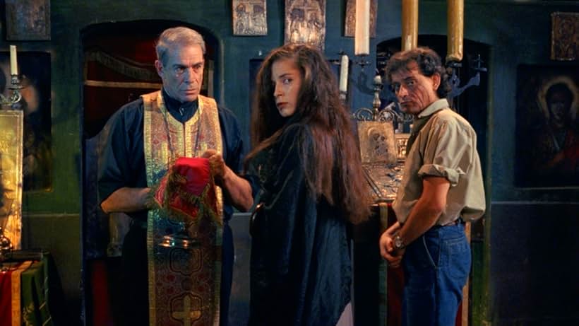 Paul Mantee, Adrian Pintea, and Cristina Stoica in Lurking Fear (1994)