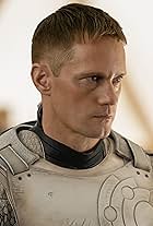 Alexander Skarsgård in Murderbot (2025)