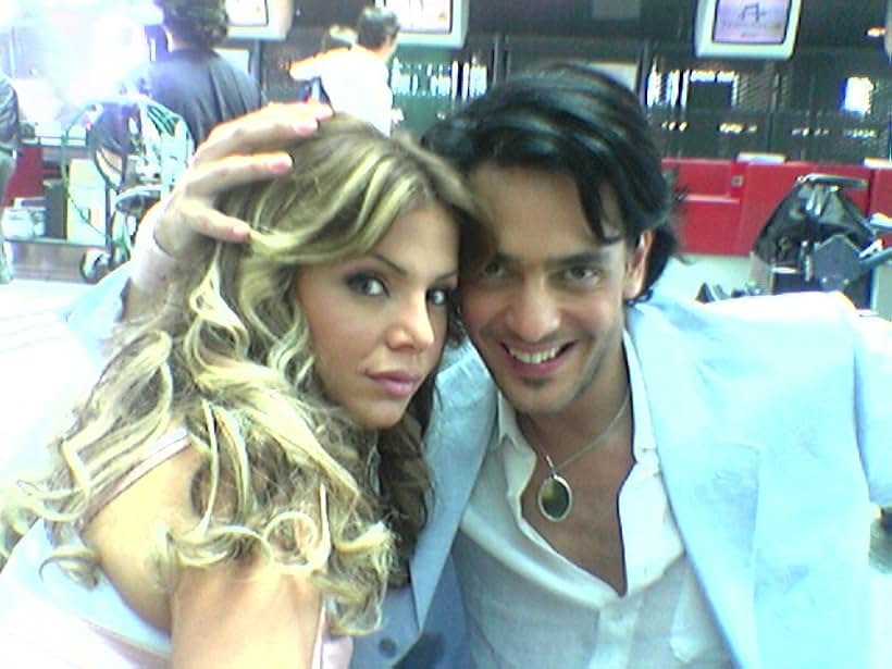 Kal Naga and Razan El Moghrabi in Harb Atalia (2005)