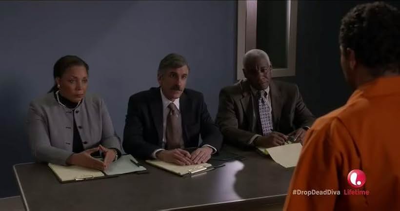 Wayne Pére in Drop Dead Diva (2009)