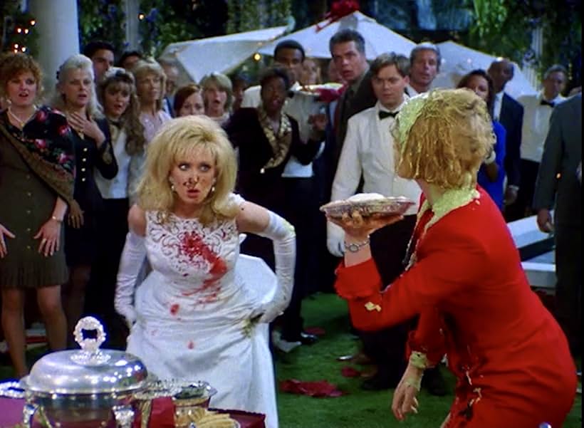 Morgan Fairchild and Cybill Shepherd in Cybill (1995)