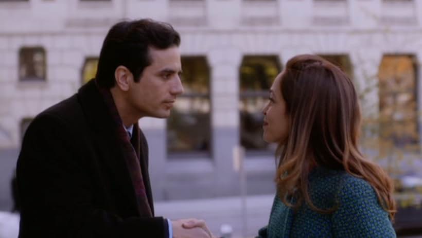 Autumn Reeser and Antonio Cupo in Love at the Thanksgiving Day Parade (2012)