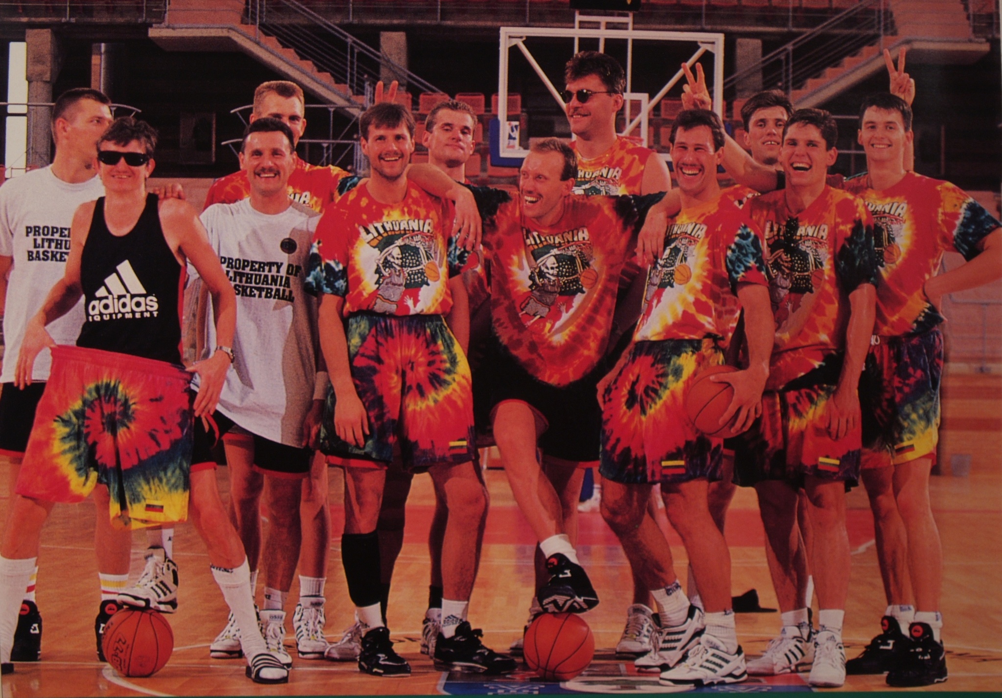 Vladas Garastas, Zydrunas Ilgauskas, Sergejus Jovaisa, Rimas Kurtinaitis, Sarunas Marciulionis, Arvydas Sabonis, and Jonas Valanciunas in The Other Dream Team (2012)