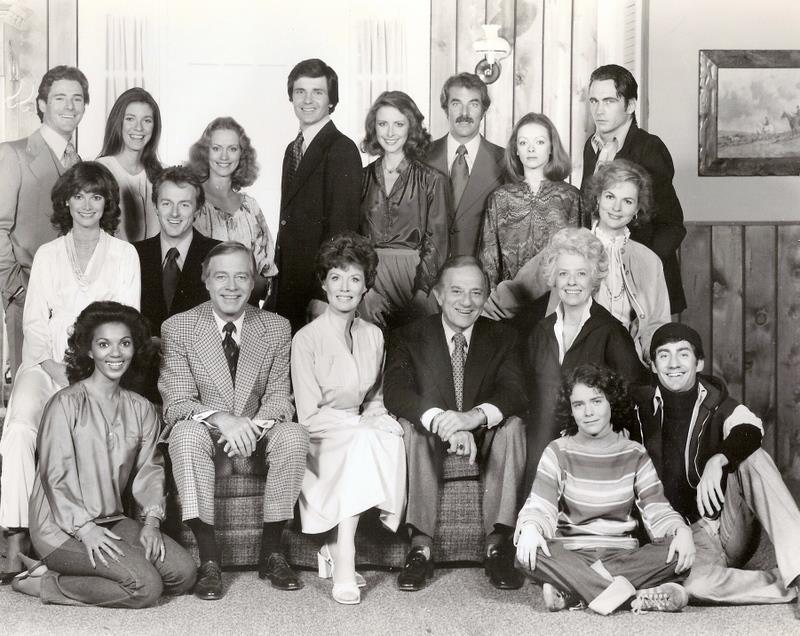 Frances Fisher, Jayne Bentzen, Lori Cardille, Forrest Compton, Joel Crothers, Terry Davis, Ann Flood, Sharon Gabet, Lee Godart, Dan Hamilton, Lois Kibbee, Mandel Kramer, Joe Lambie, Ann Williams, Yahee, and Tony Craig in The Edge of Night (1956)