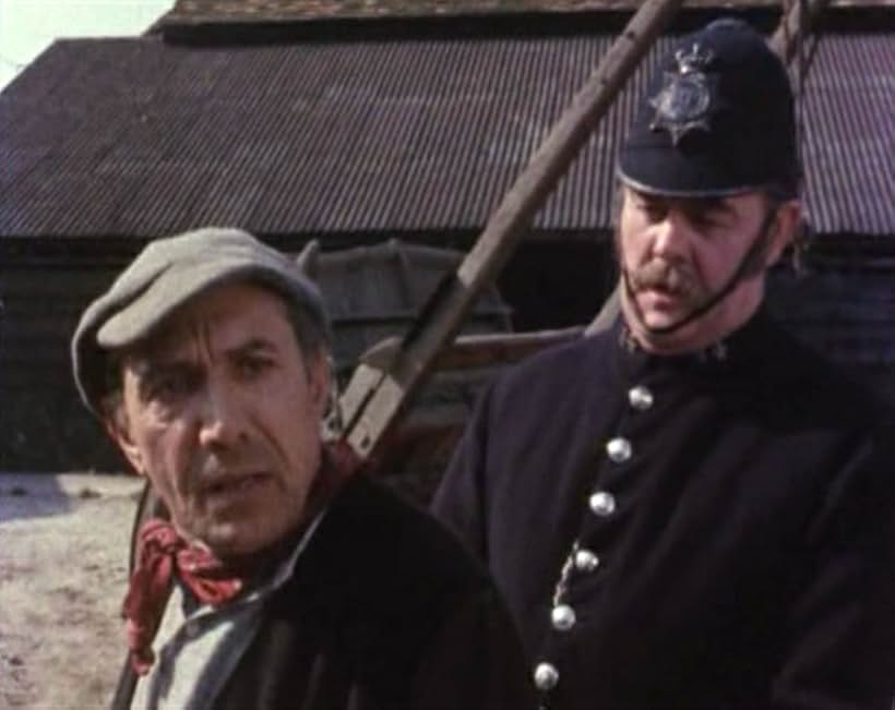 Kenneth Thornett and Ken Wynne in The Adventures of Black Beauty (1972)