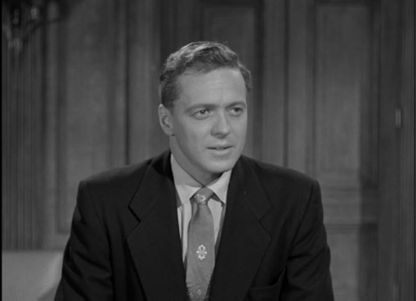 John Baer in City of Shadows (1955)